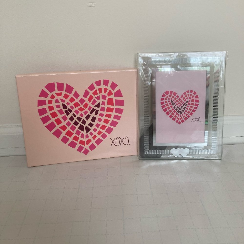 Hearts Love Glass Picture Frame Gift Boxed New